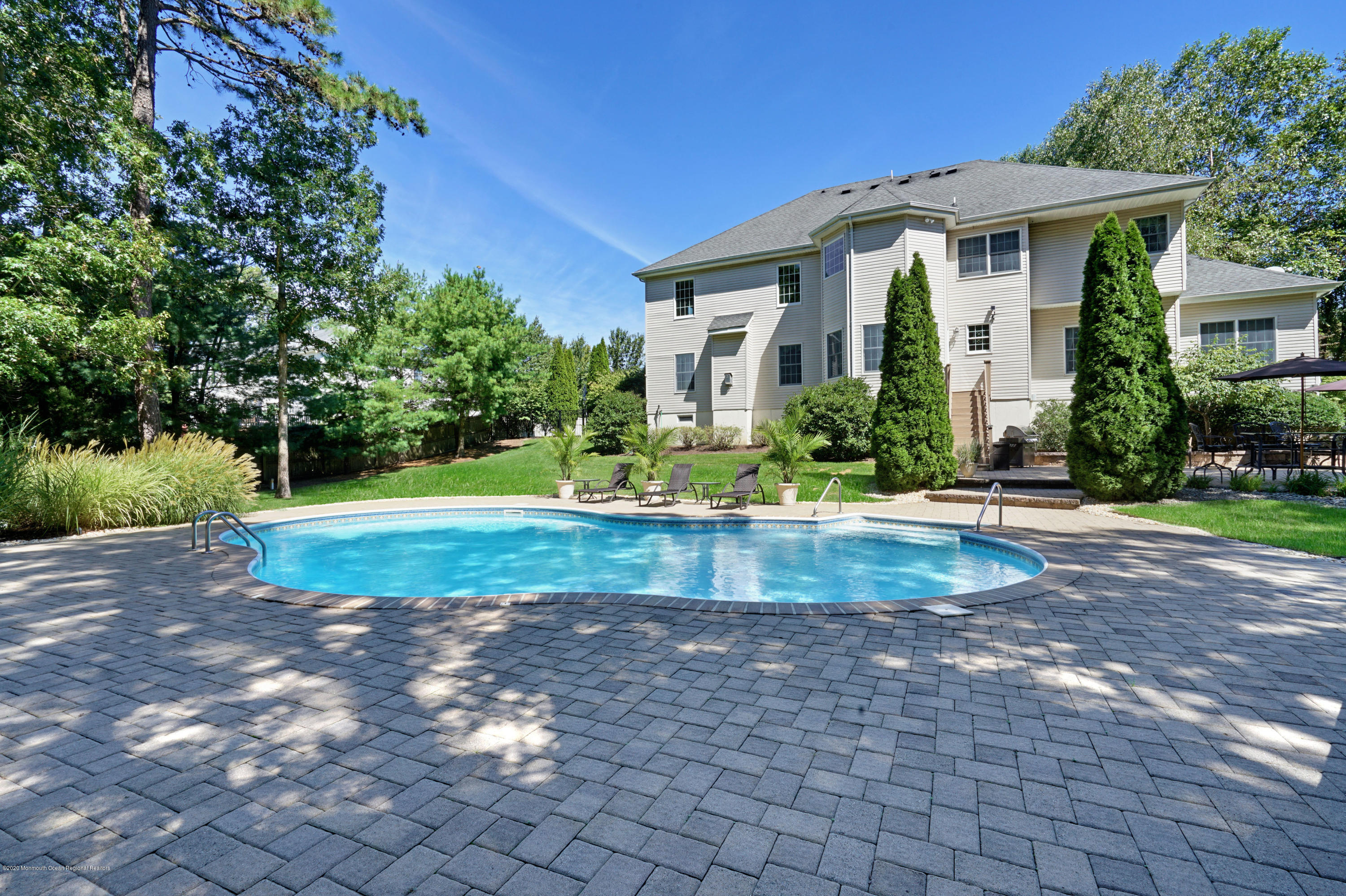 84 Mill Pond Road Jackson, NJ 08527 - Photo 39 of 52 Paver pool