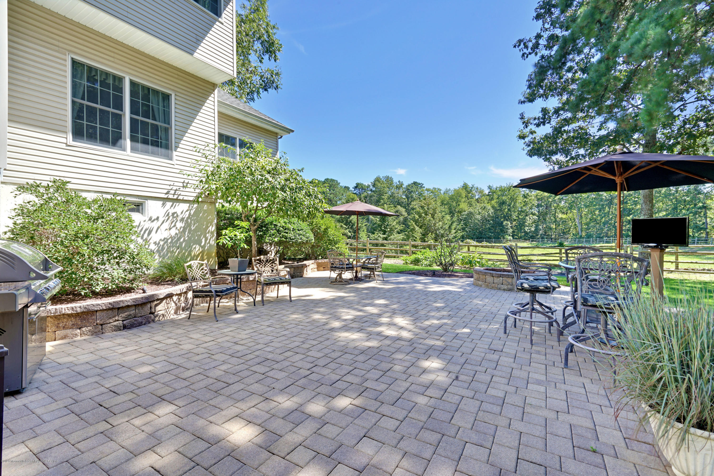 84 Mill Pond Road Jackson, NJ 08527 - Photo 41 of 52 Patio