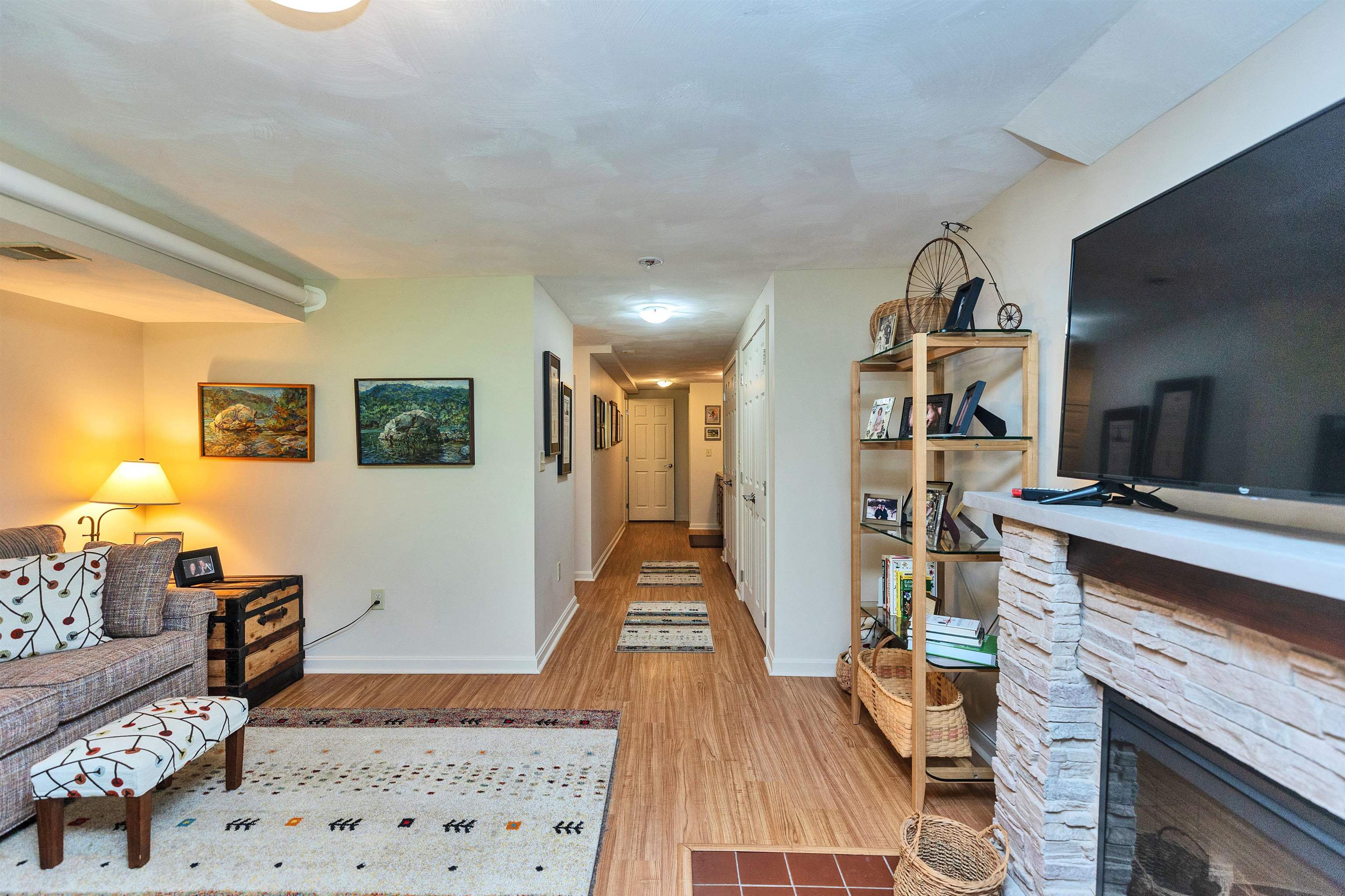 12 Colonial Square Peterborough, NH 03458 - Photo 45 of 60