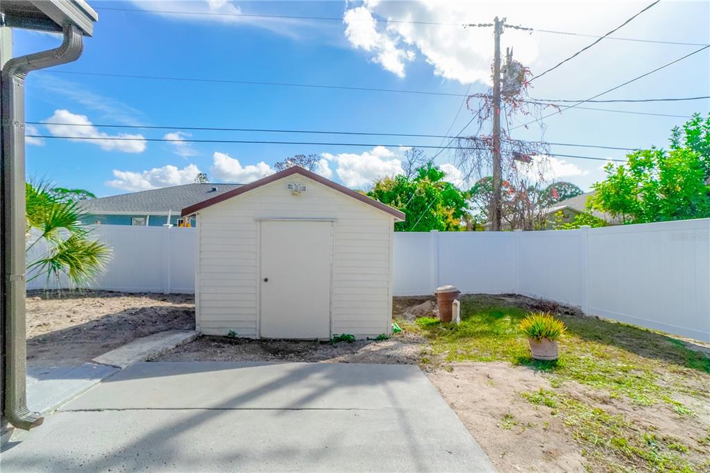 1461 Royal Road Venice, FL 34293 - Photo 49 of 68