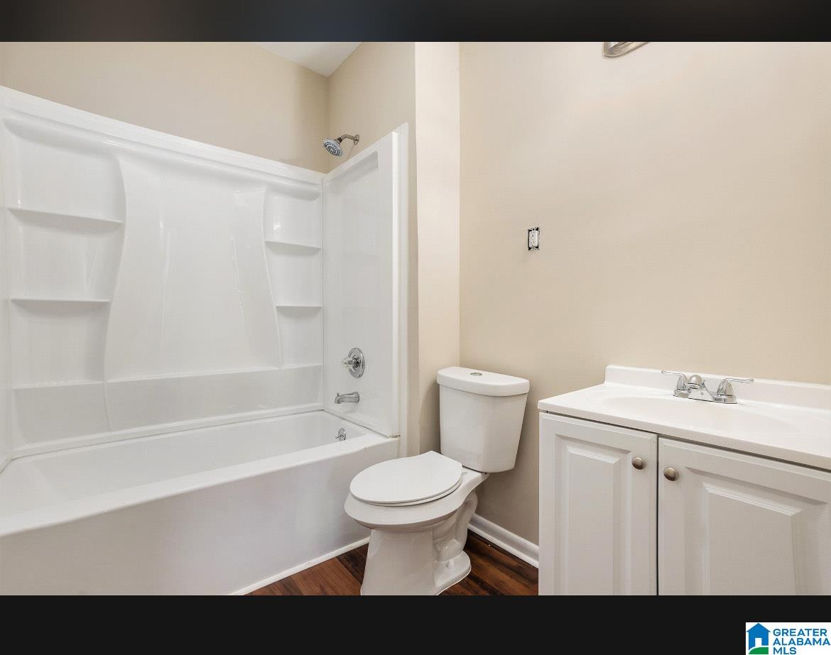 917 27th Street Southwest Birmingham, AL 35211 - Photo 5 of 10