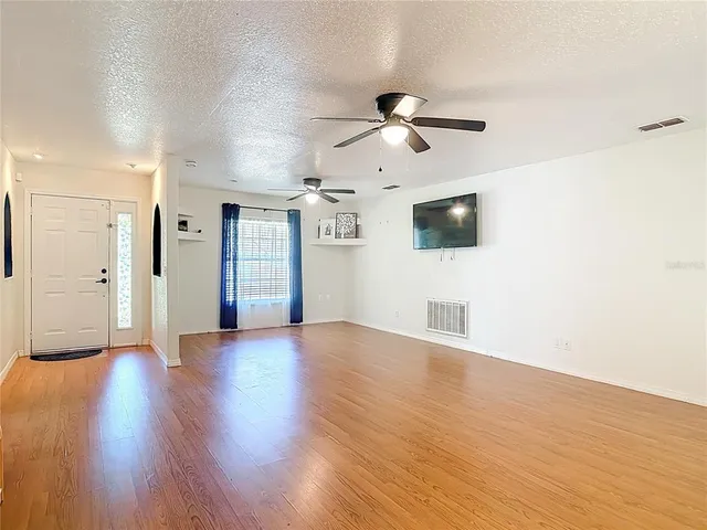 $2,200 | 111 Colomba Road, DeBary, FL 32713