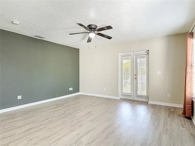 $2,200 | 111 Colomba Road, DeBary, FL 32713