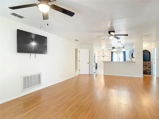 $2,200 | 111 Colomba Road, DeBary, FL 32713