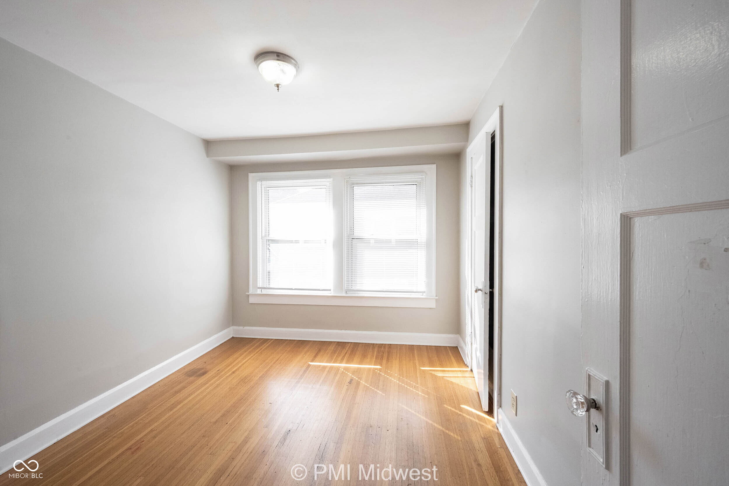 3945 Central Avenue Indianapolis, IN 46205 - Photo 12 of 26