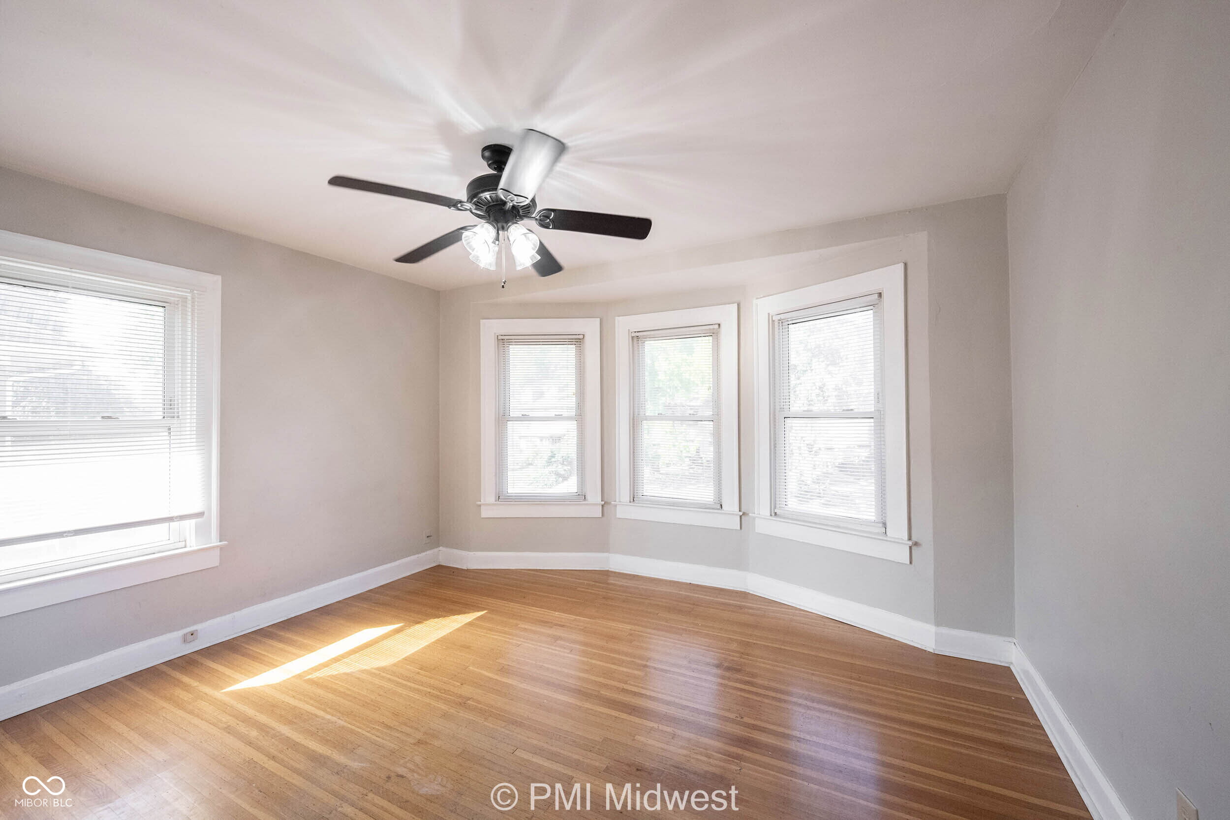 3945 Central Avenue Indianapolis, IN 46205 - Photo 18 of 26