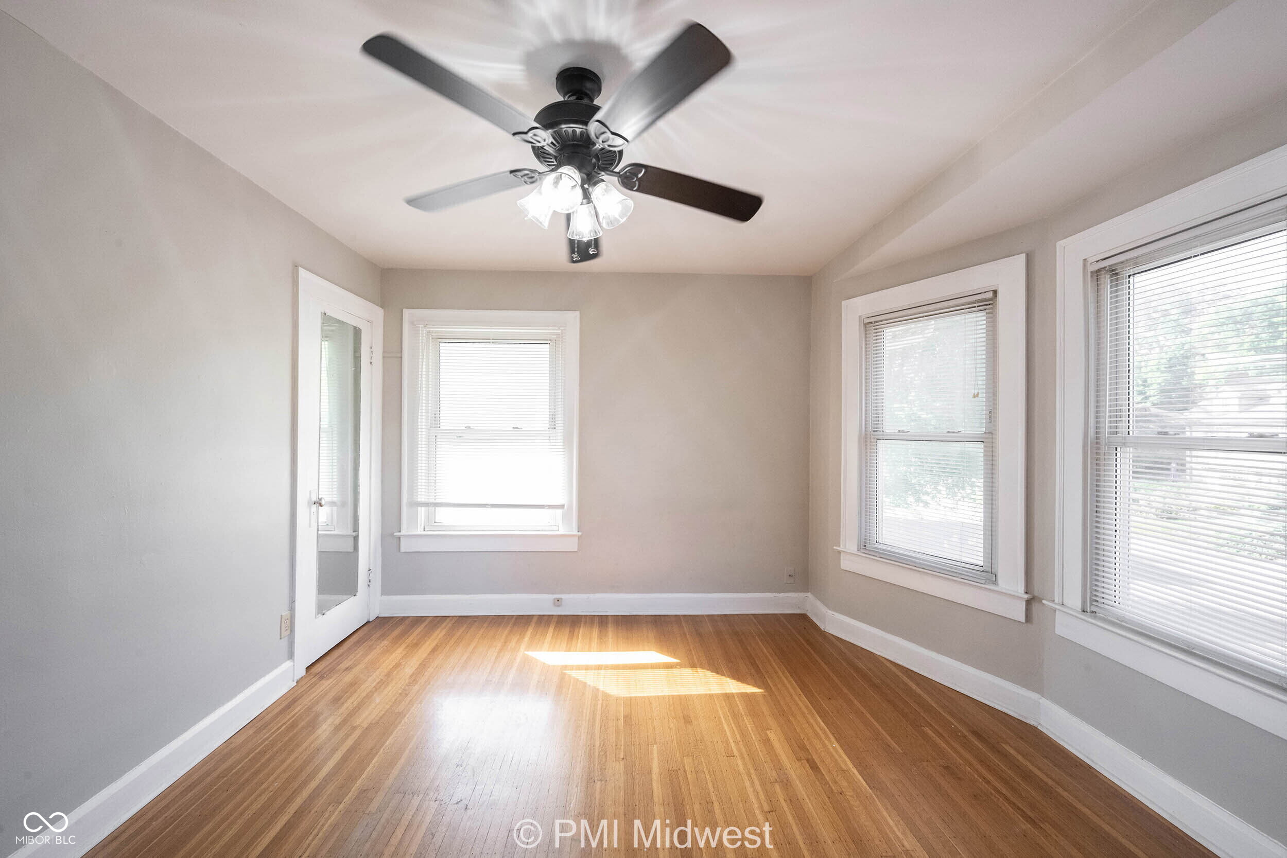 3945 Central Avenue Indianapolis, IN 46205 - Photo 19 of 26