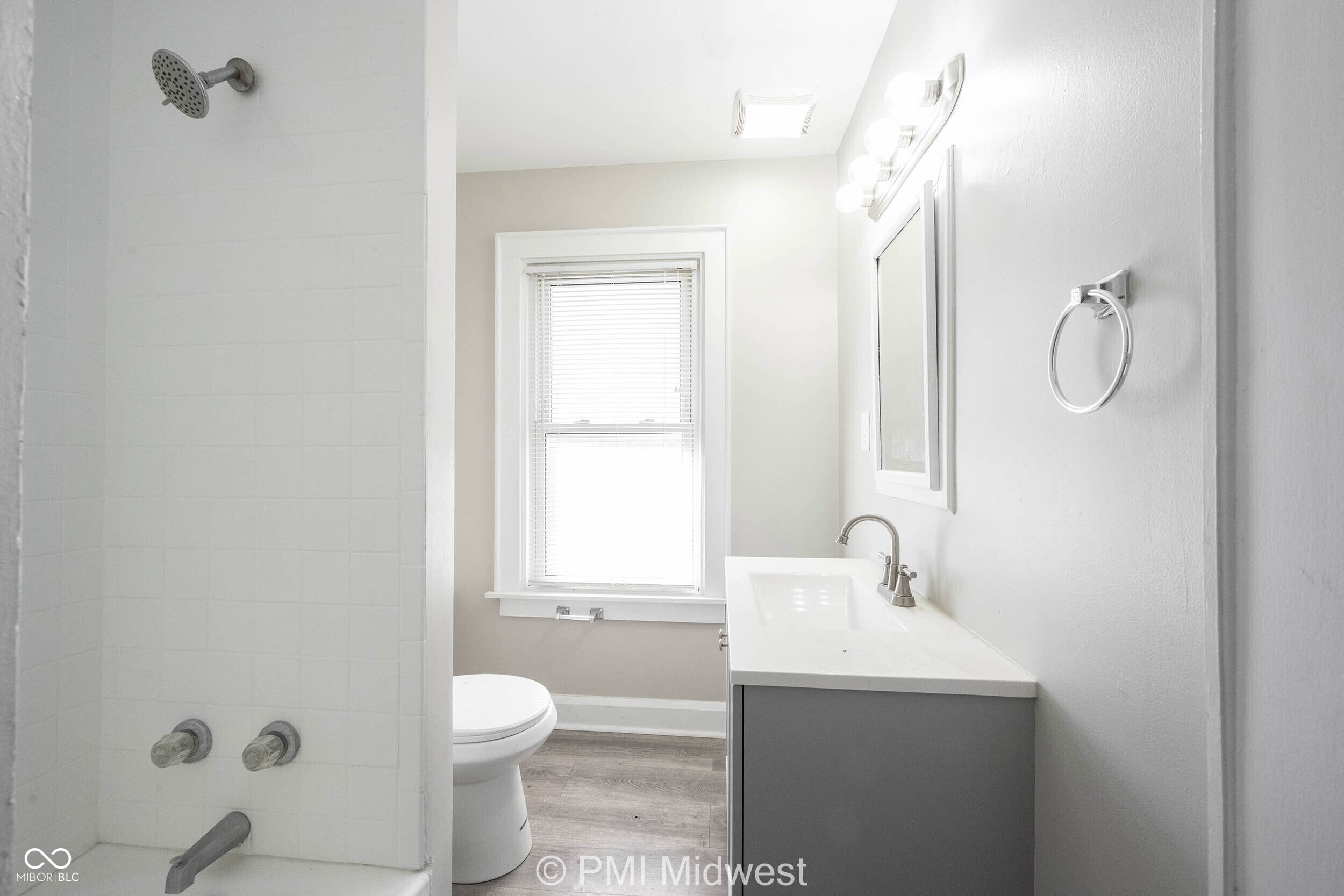 3945 Central Avenue Indianapolis, IN 46205 - Photo 21 of 26