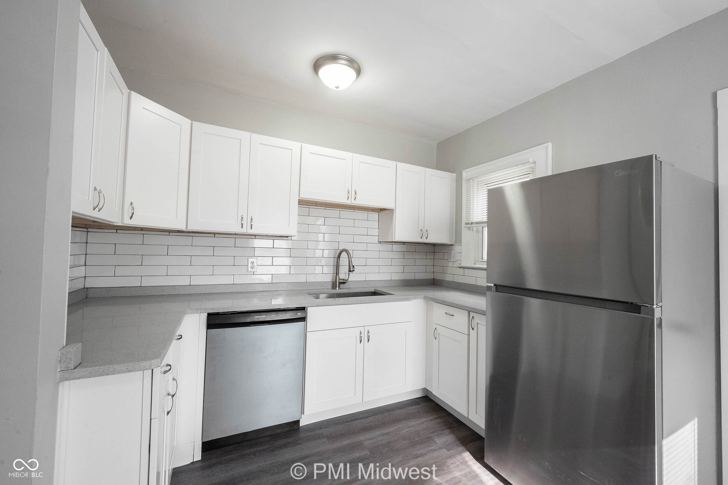 3945 Central Avenue Indianapolis, IN 46205 - Photo 8 of 26