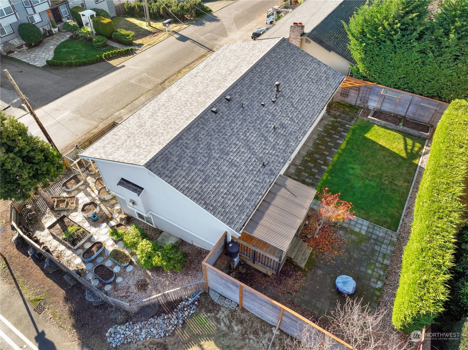 2028 Northeast 12th Street Renton, WA 98056 - Photo 37 of 40 an aerial view of a house having yard