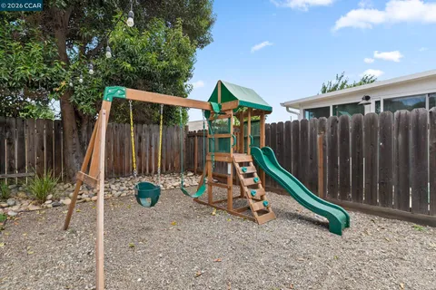 $699,000 | 2674 East Olivera Road, Concord, CA 94519