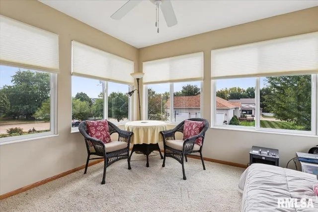 $479,900 | 1301 West 62nd Court, Davenport, IA 52806