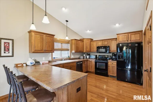 $479,900 | 1301 West 62nd Court, Davenport, IA 52806