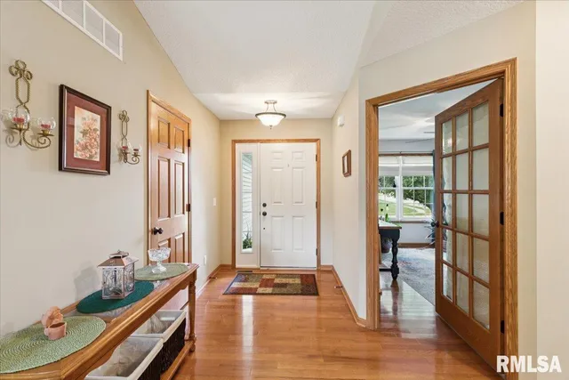 $479,900 | 1301 West 62nd Court, Davenport, IA 52806