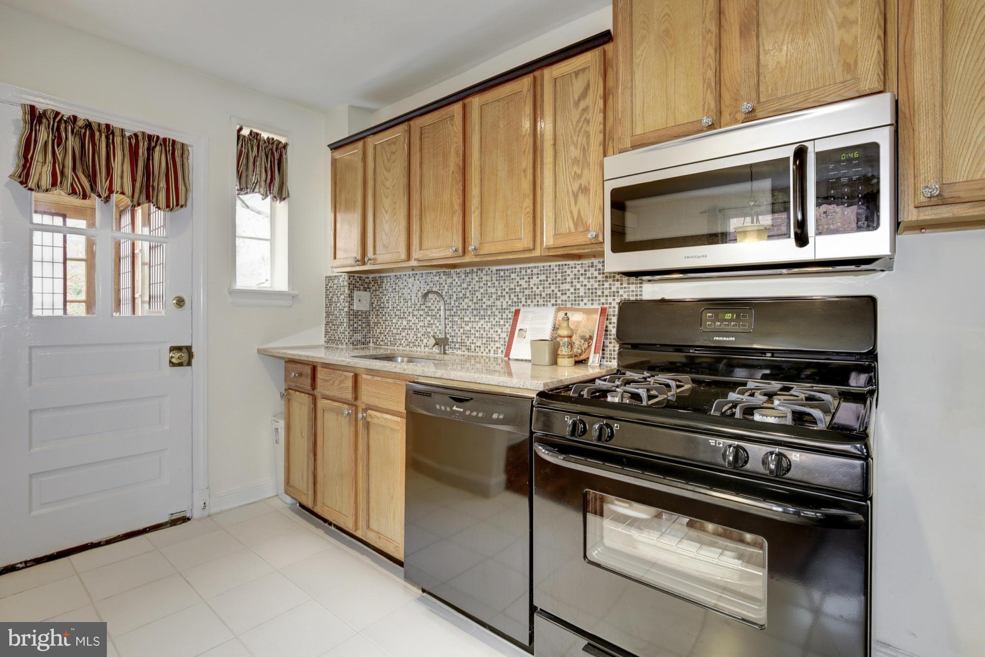 30 53rd Street Southeast Washington, DC 20019 - Photo 9 of 30 Kitchen
