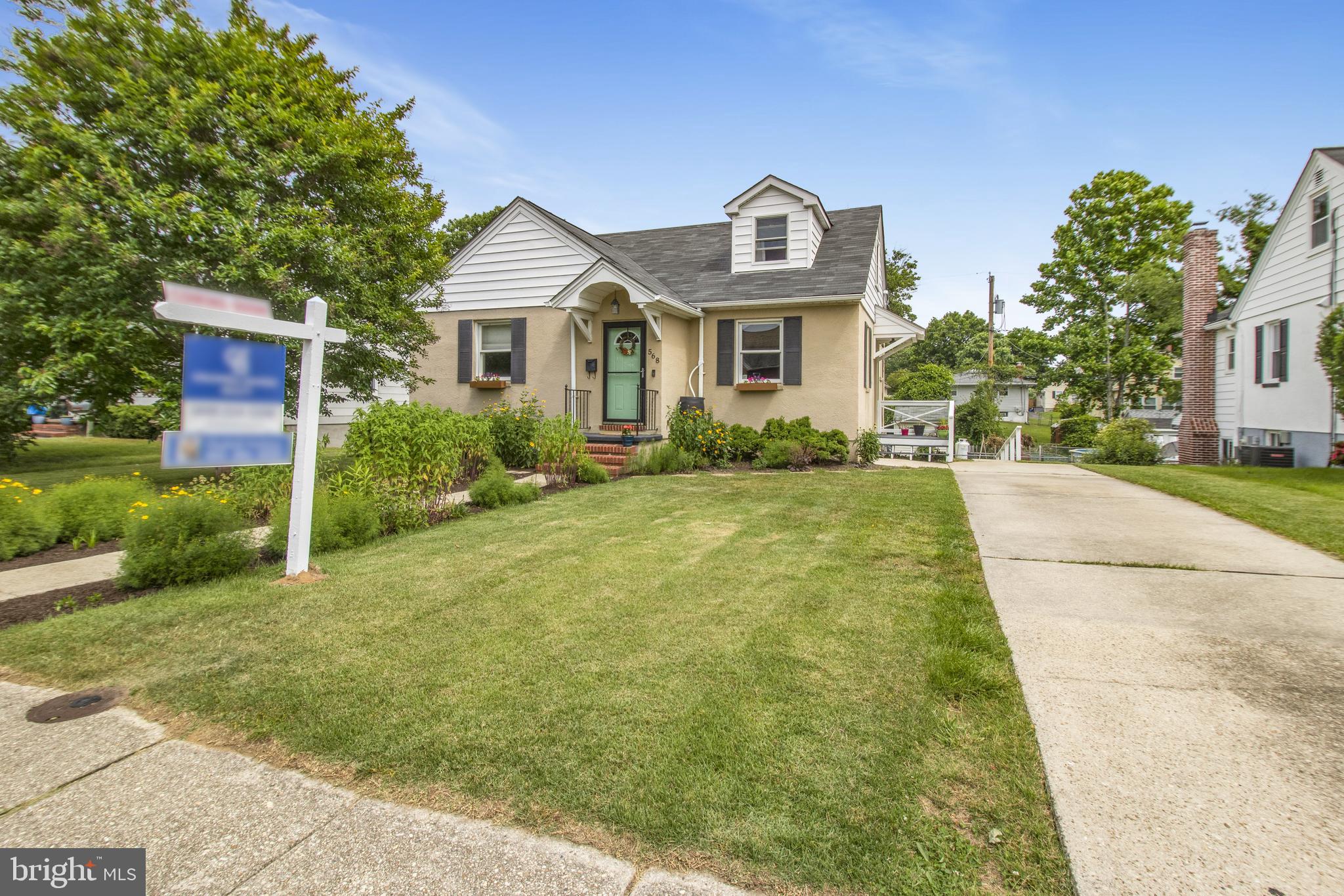 568 Forest View Road Linthicum Heights, MD 21090 - Photo 1 of 37