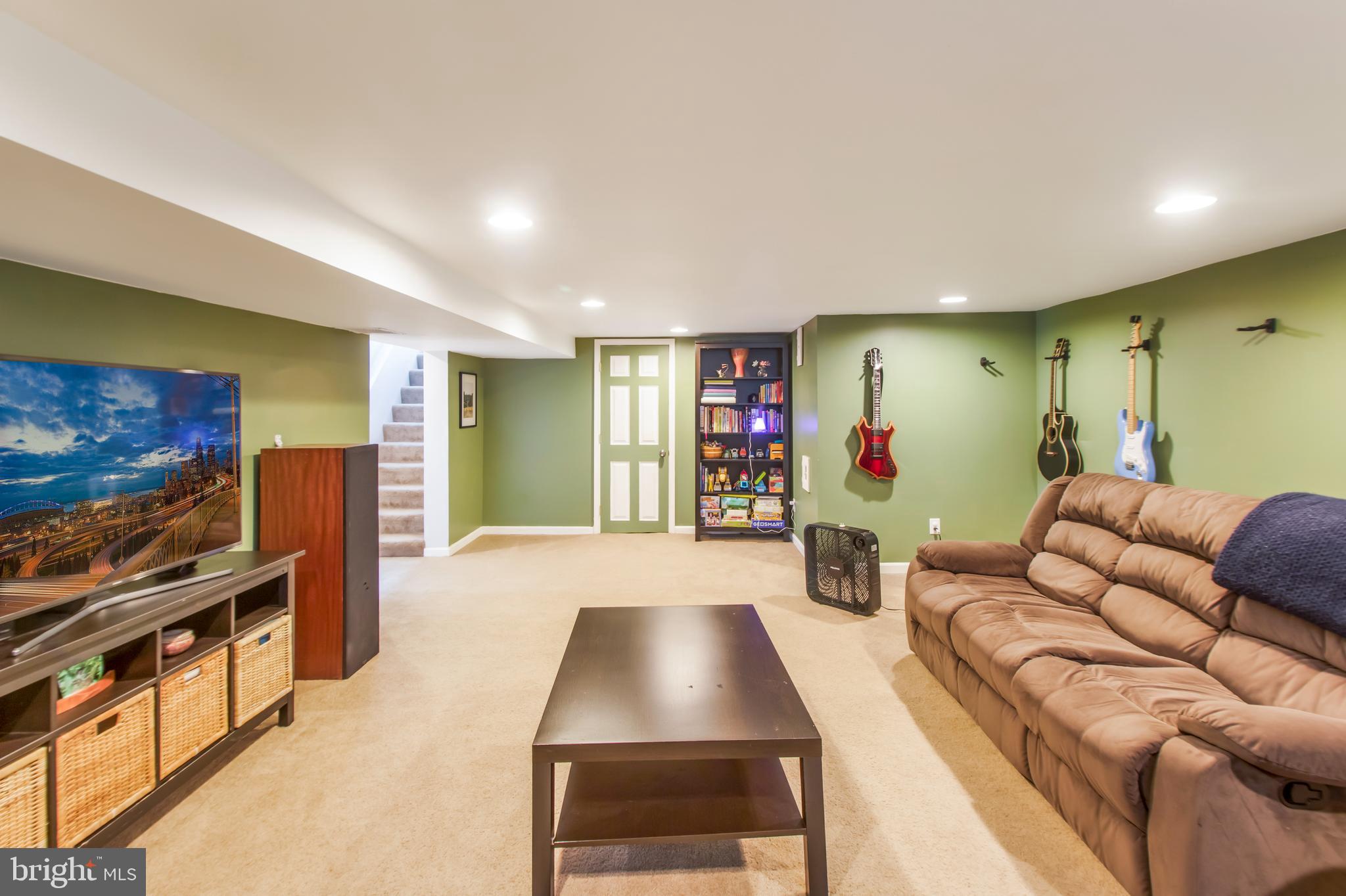 568 Forest View Road Linthicum Heights, MD 21090 - Photo 24 of 37