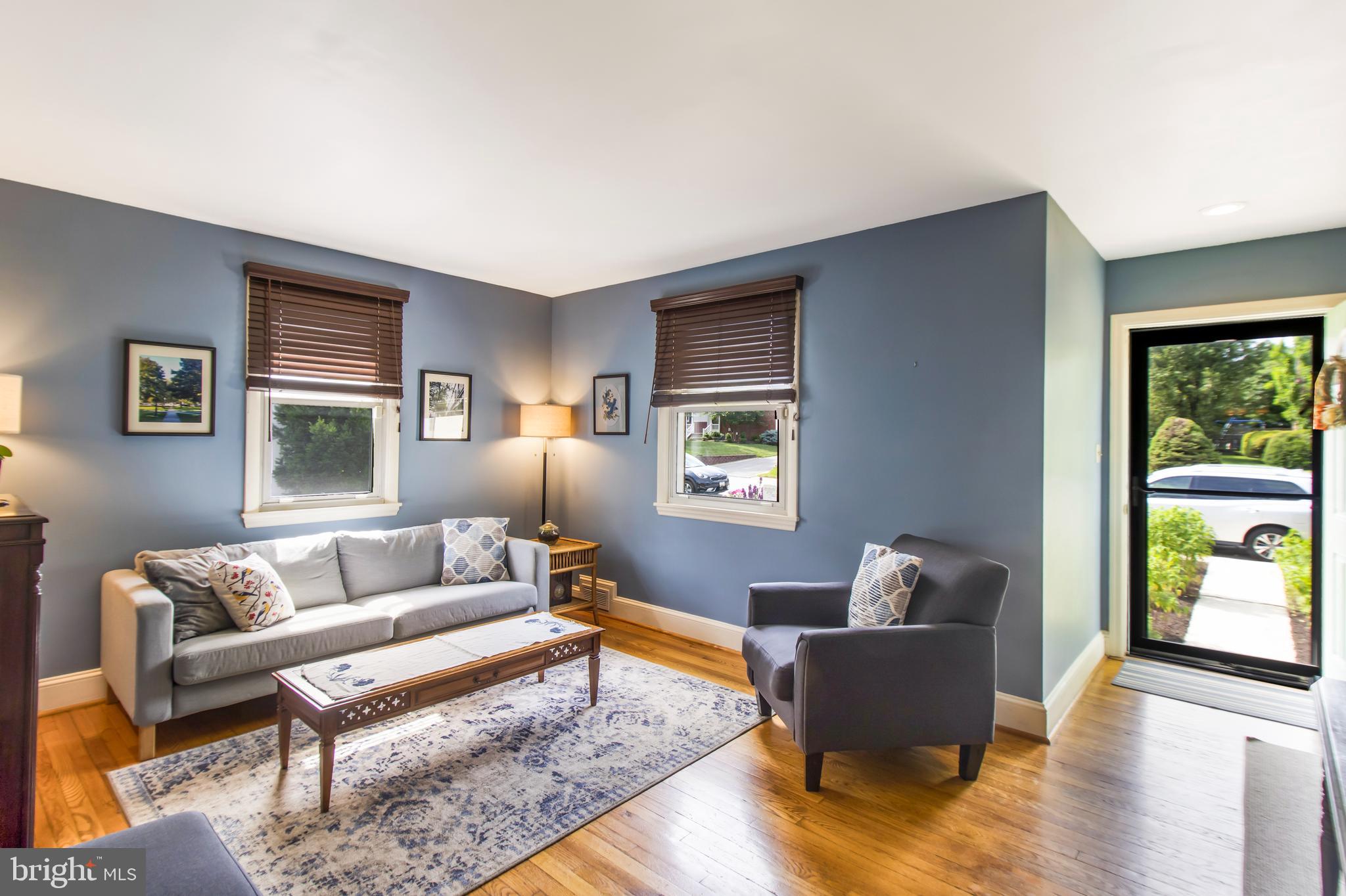 568 Forest View Road Linthicum Heights, MD 21090 - Photo 5 of 37