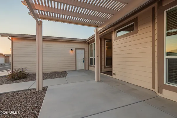 $229,900 | 3301 South Goldfield Road, Unit 6039, Apache Junction, AZ 85119