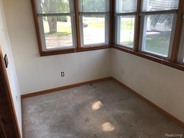 616 Range Road Marysville, MI 48040 - Photo 11 of 25