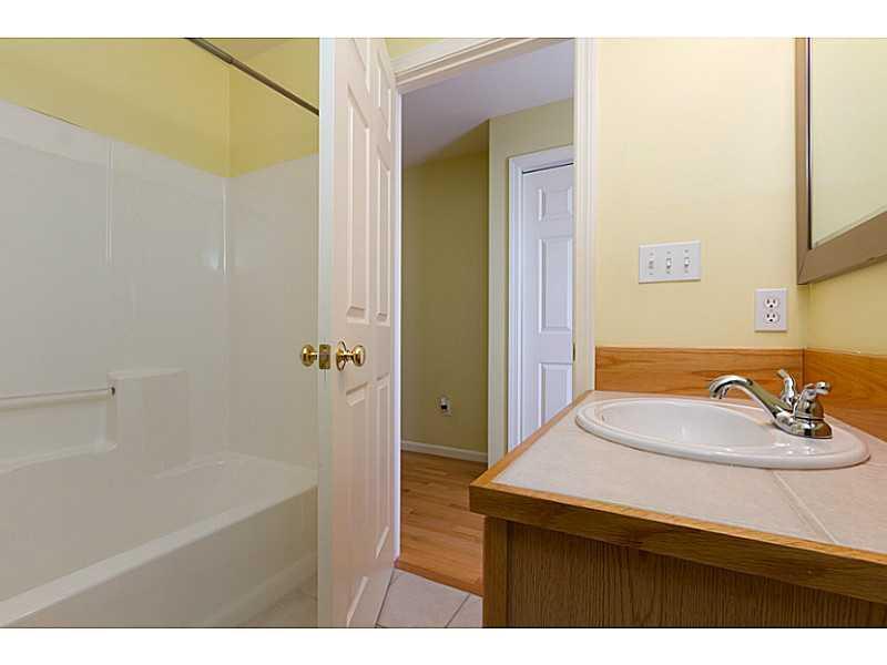 291 Park Road Westbrook, ME 04092 - Photo 20 of 21 Bathroom.