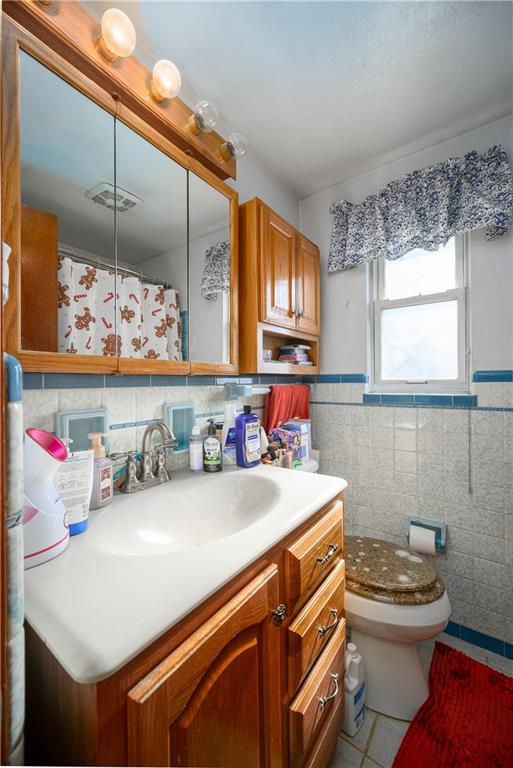 2057 Borland Road Pittsburgh, PA 15243 - Photo 14 of 25 Gallery Image 14