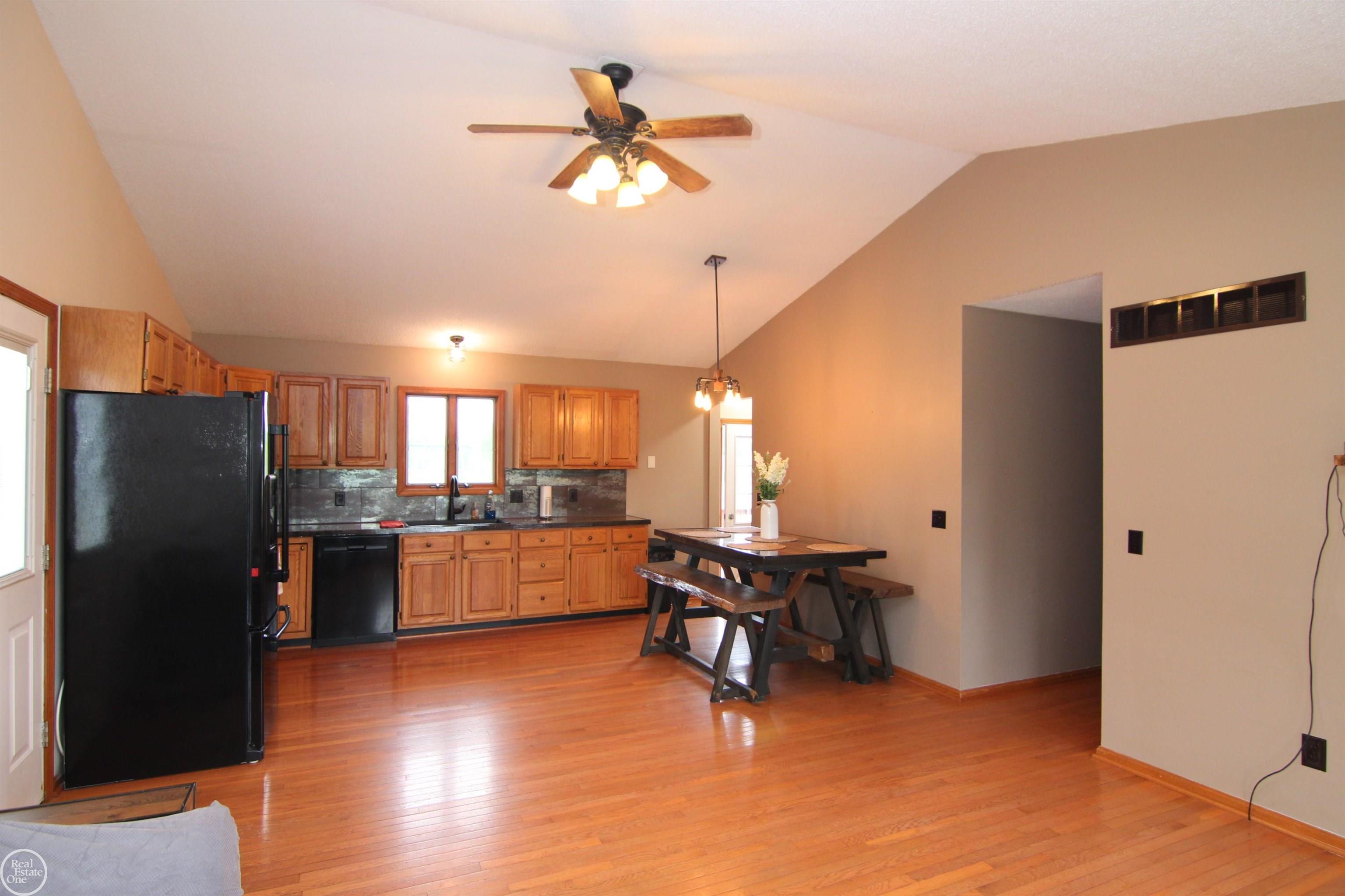 11612 Burt Road Emmett, MI 48022 - Photo 9 of 52 50112080-8.JPG