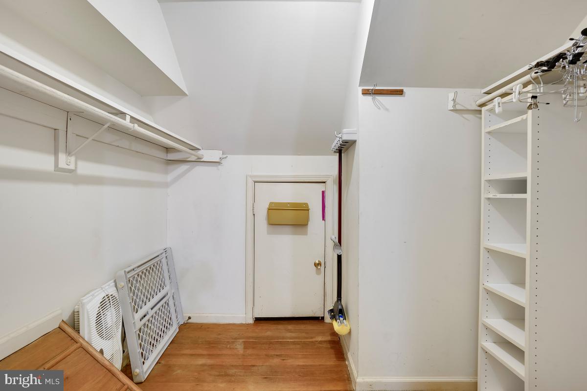 14320 Cantrell Road Silver Spring, MD 20905 - Photo 25 of 45
