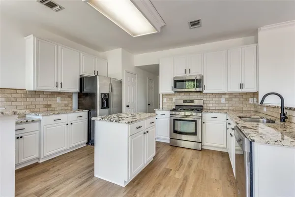 $2,795 | 4705 Sabine Street, Fort Worth, TX 76137