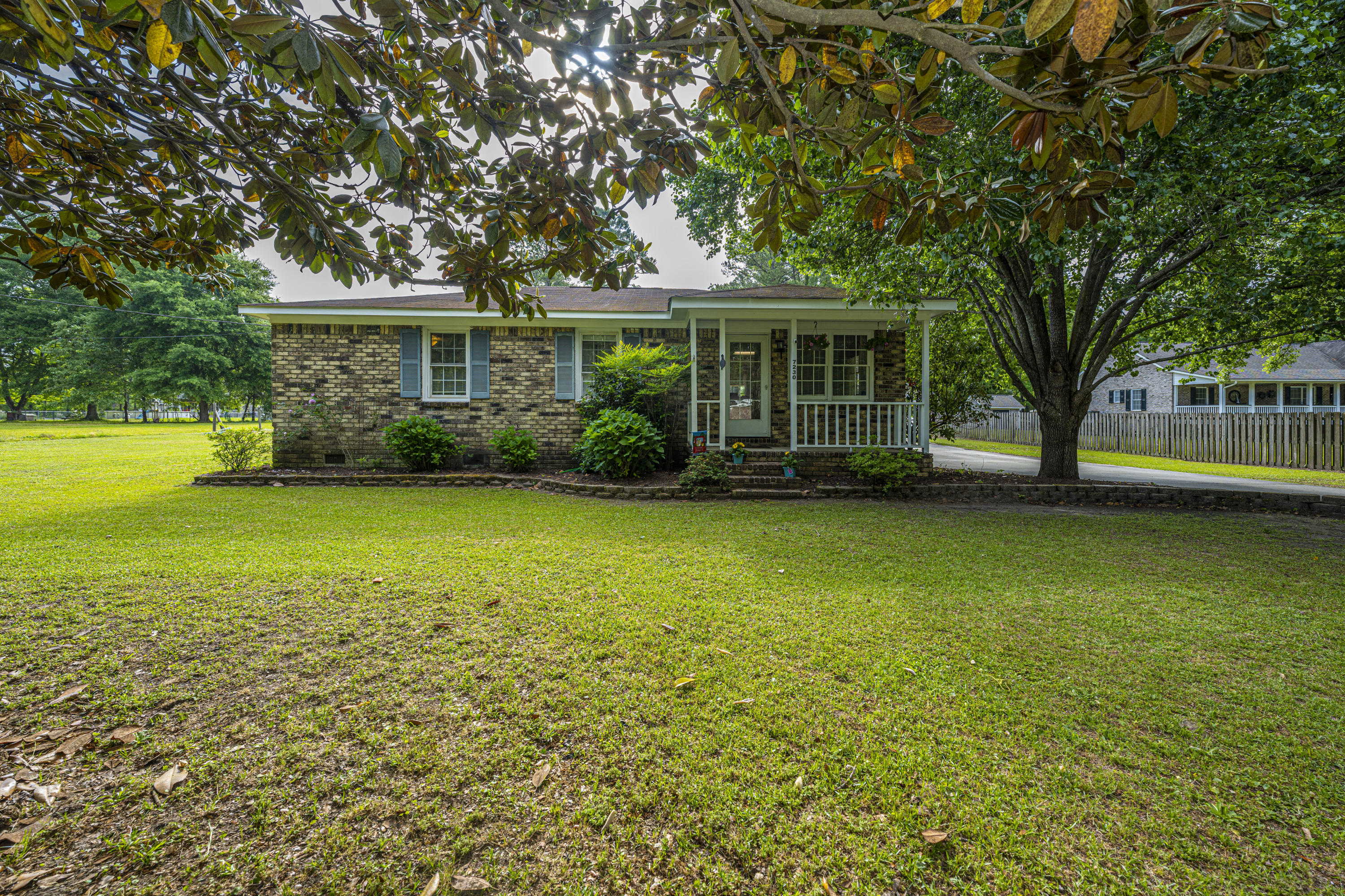 7230 Commodore Road Hollywood, SC 29449 - Photo 1 of 43 DSC_3412