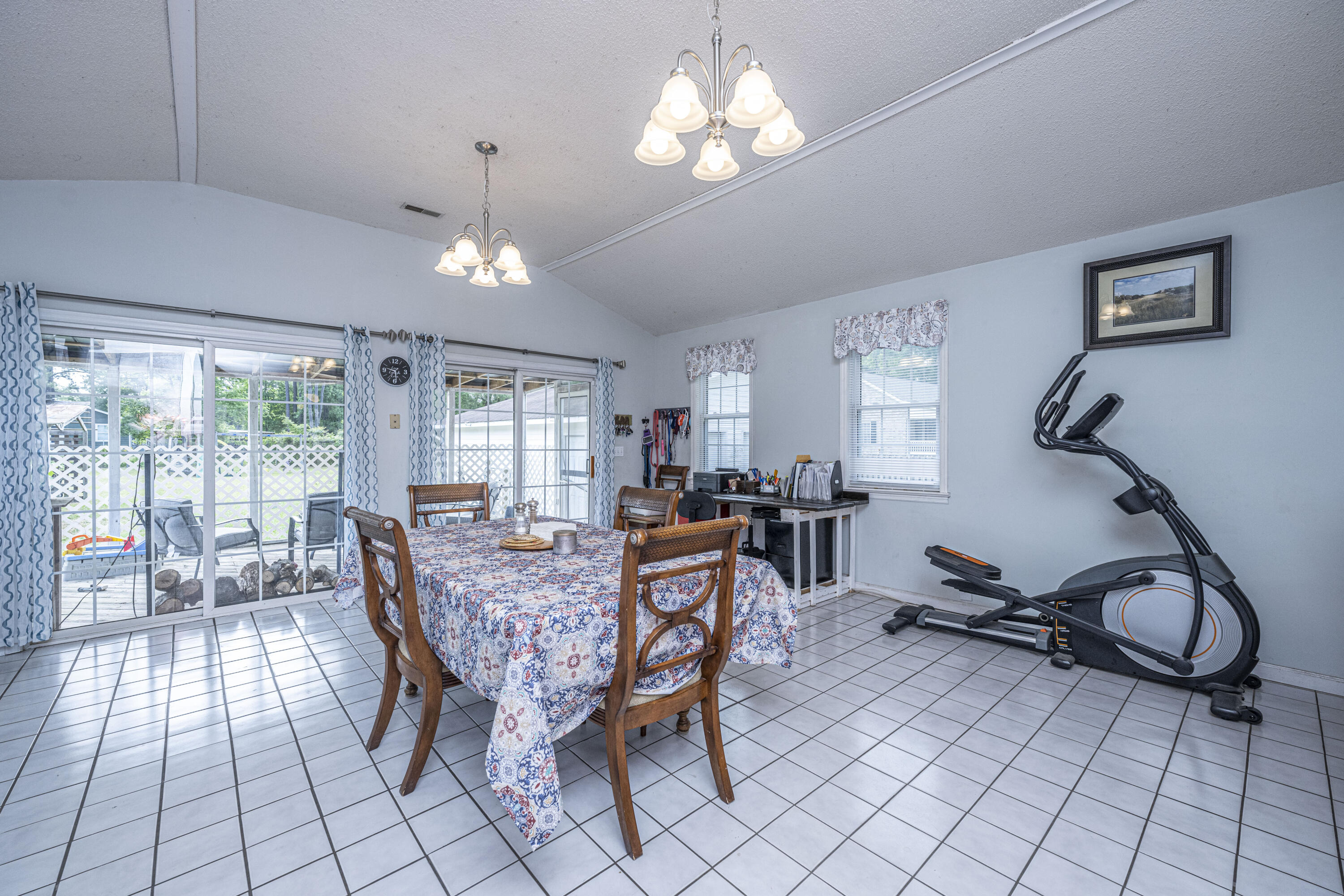 7230 Commodore Road Hollywood, SC 29449 - Photo 18 of 43 DSC_3457