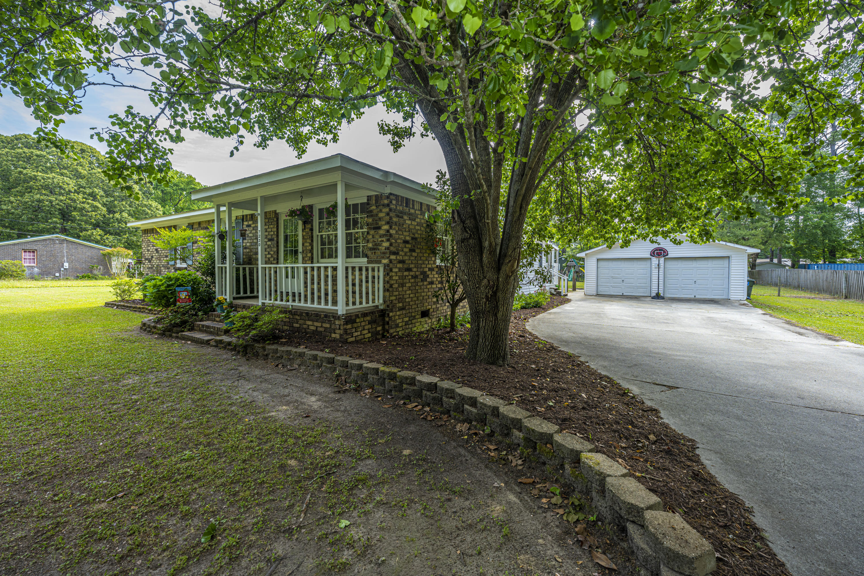 7230 Commodore Road Hollywood, SC 29449 - Photo 3 of 43 DSC_3415