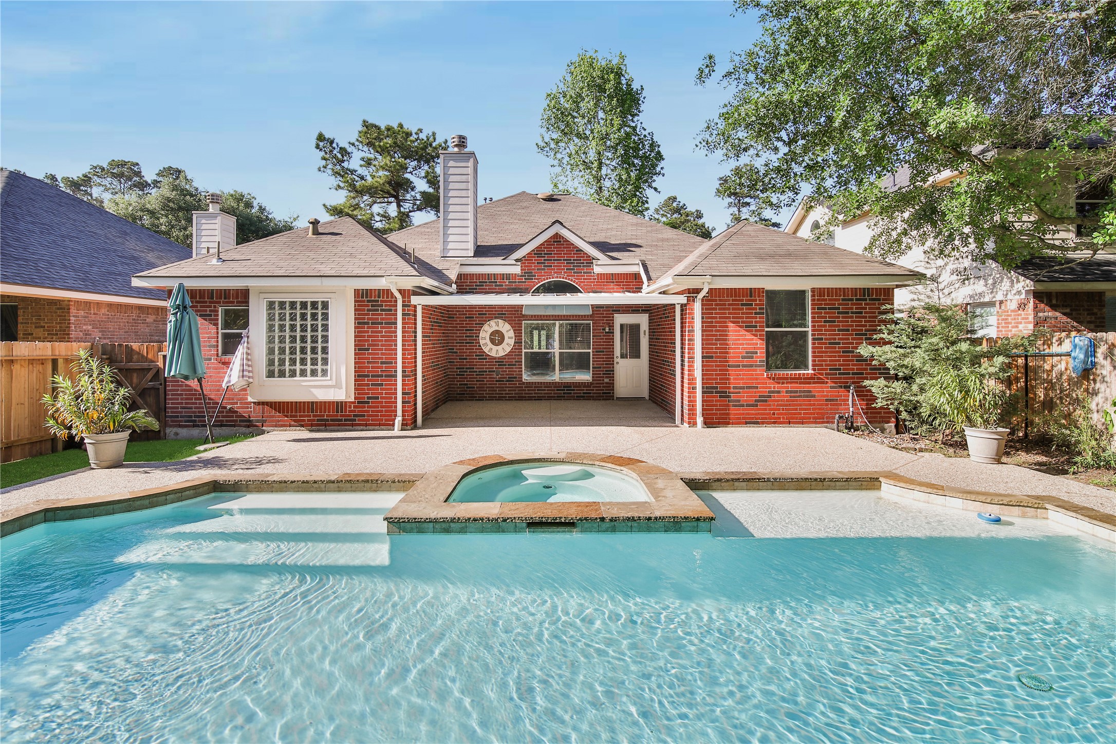 11 Griffin Hill Court Spring, TX 77382 - Photo 1 of 23
