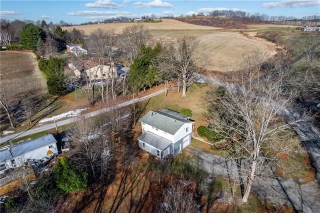 $200,000 | 325 East Brewster Road, Butler, PA 16001