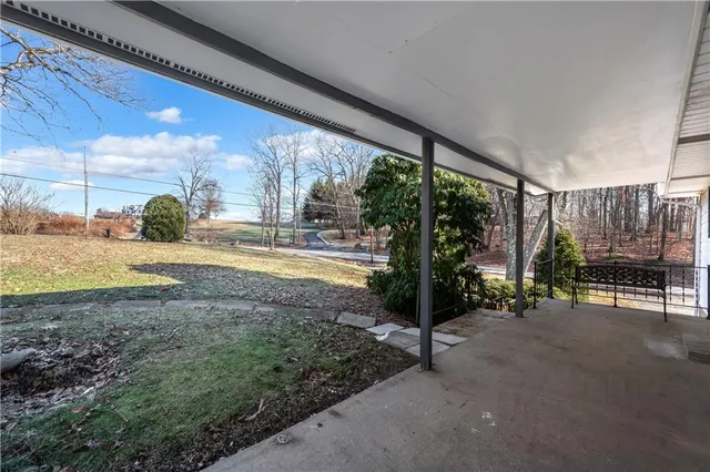 $200,000 | 325 East Brewster Road, Butler, PA 16001