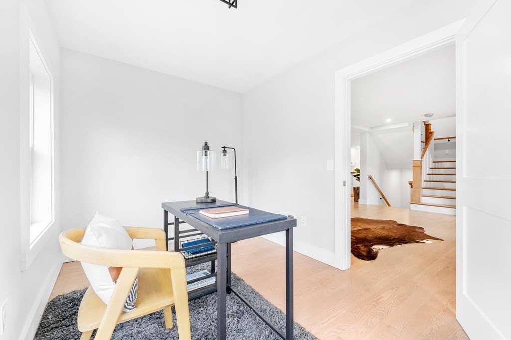 20 Mohawk Road Burlington, MA 01803 - Photo 17 of 39 a view of a dining room with furniture