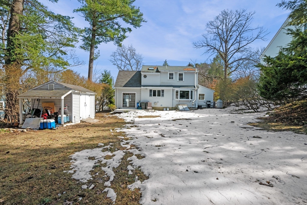 9 Oxbow Road Lynnfield, MA 01940 - Photo 2 of 31 Gallery Image 2