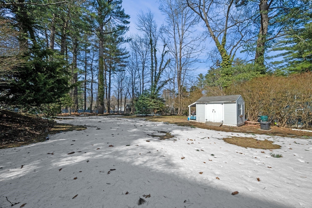 9 Oxbow Road Lynnfield, MA 01940 - Photo 28 of 31 Gallery Image 28