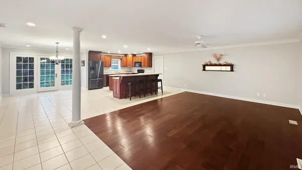 $535,000 | 6777 Oak Grove Road, Newburgh, IN 47630