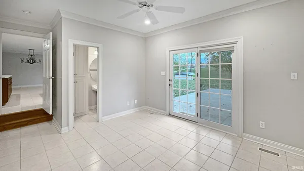 $535,000 | 6777 Oak Grove Road, Newburgh, IN 47630