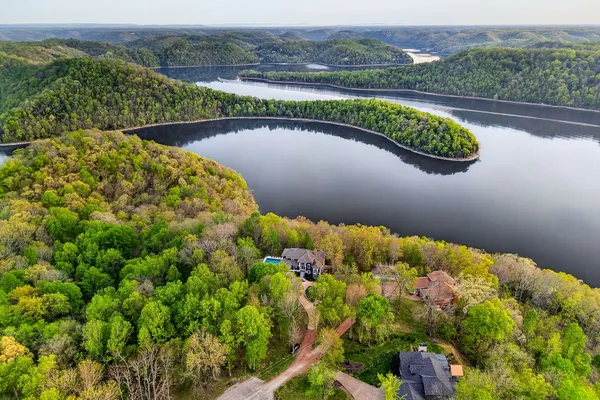 $1,499,000 | 1853 Lafever Ridge Road, Silver Point, TN 38582