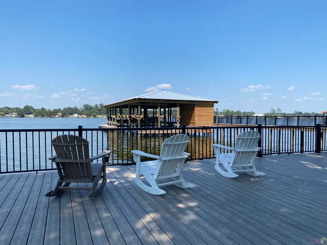 $1,540,000 | 7522 False River Drive, Oscar, LA 70762