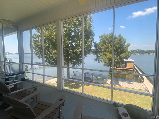 $1,540,000 | 7522 False River Drive, Oscar, LA 70762