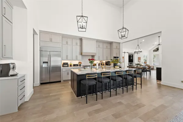 $1,145,000 | 112 Bentwood Meadow Lane, Montgomery, TX 77356