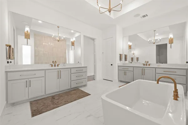 $1,145,000 | 112 Bentwood Meadow Lane, Montgomery, TX 77356