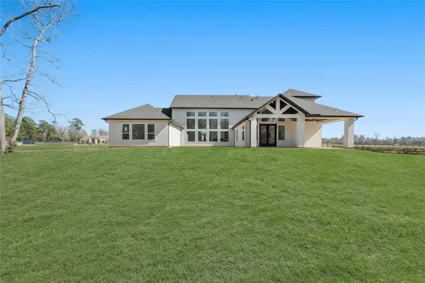$1,145,000 | 112 Bentwood Meadow Lane, Montgomery, TX 77356