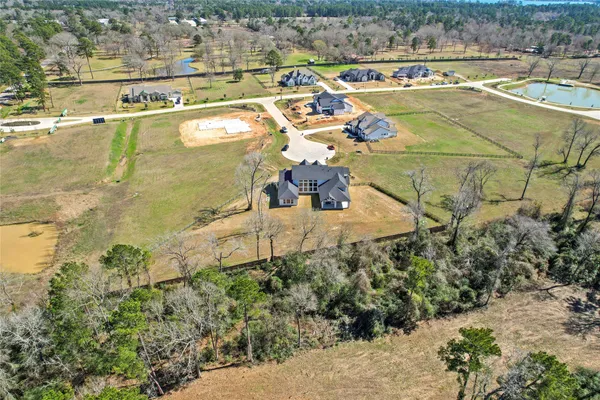 $1,145,000 | 112 Bentwood Meadow Lane, Montgomery, TX 77356
