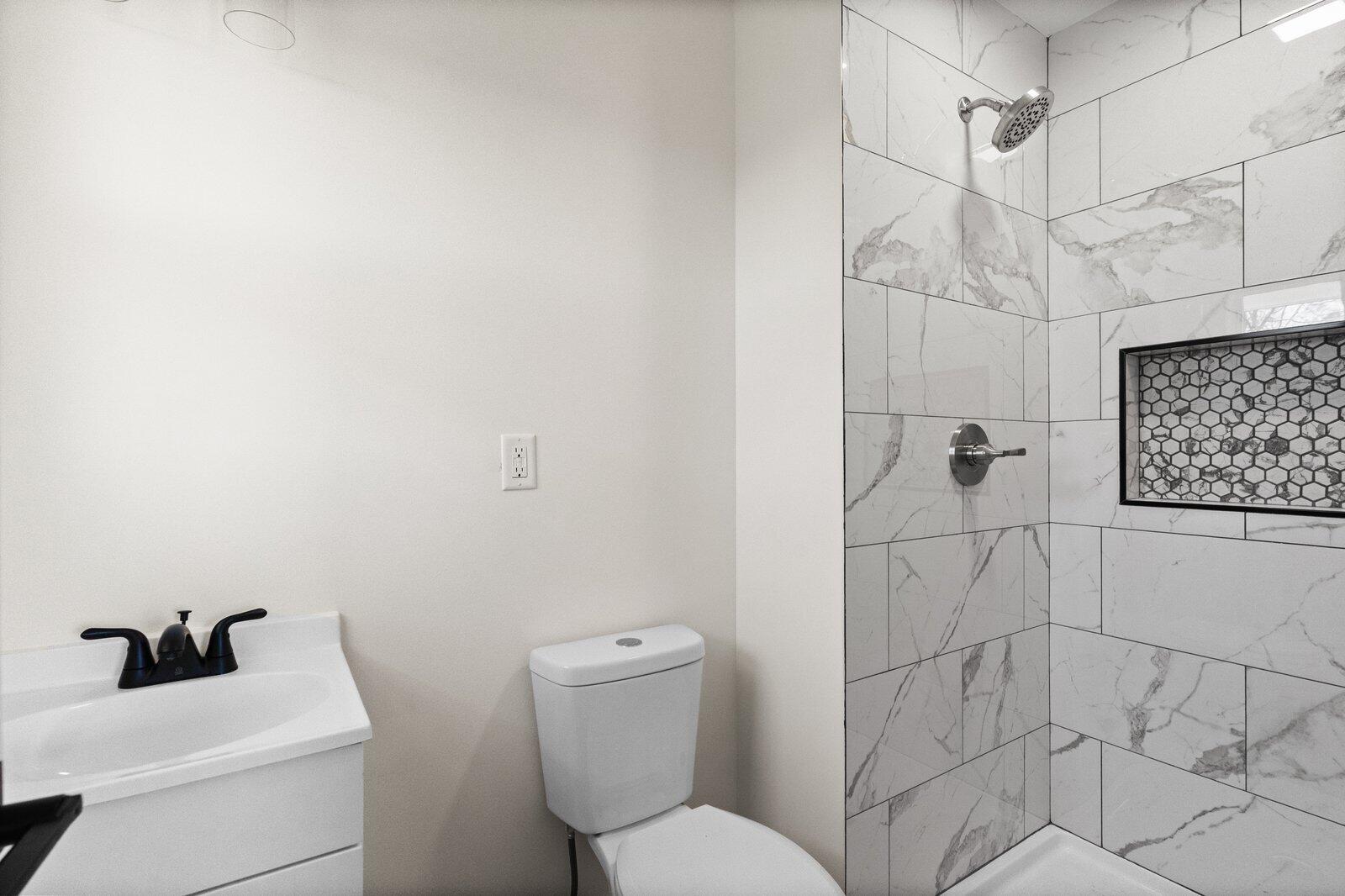 2814 Ridgecrest Drive Chattanooga, TN 37406 - Photo 5 of 33 2814 Ridgecrest Dr-16