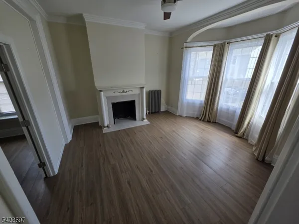 $3,000 | 819 Kensington Avenue, Unit 1, Plainfield, NJ 07060