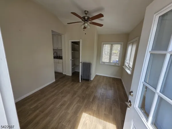 $3,000 | 819 Kensington Avenue, Unit 1, Plainfield, NJ 07060